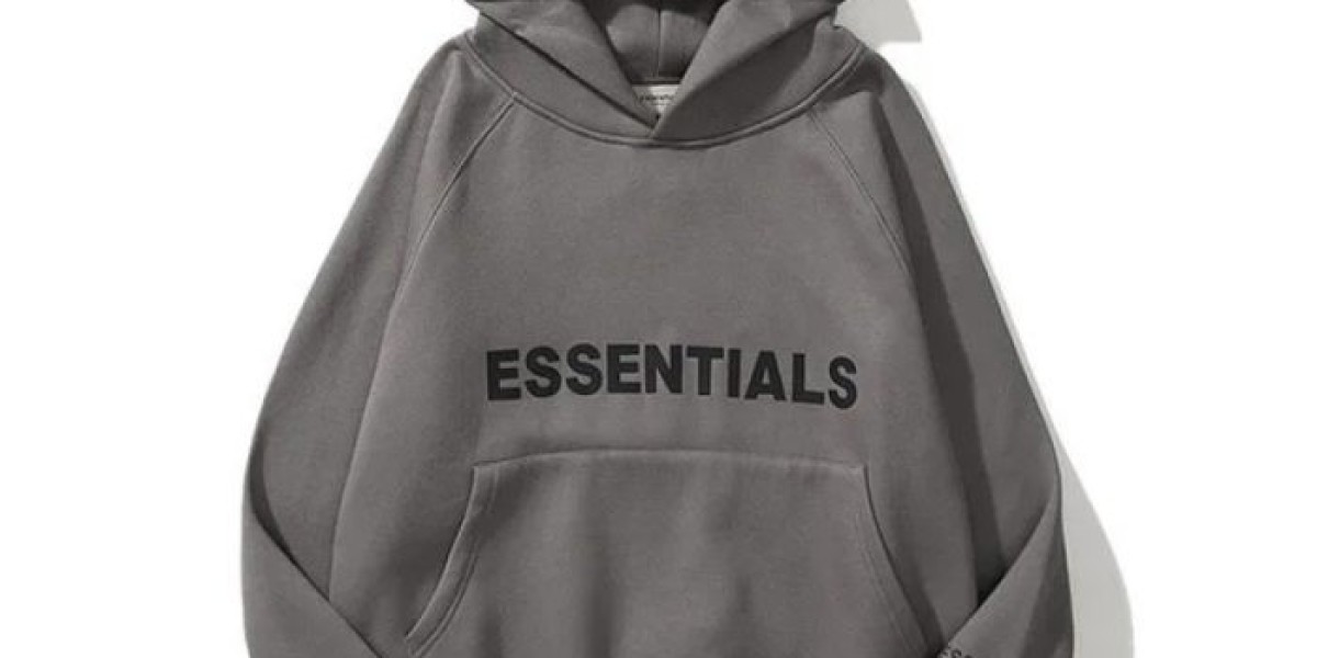 2026 Streetwear Trends: Essential T-Shirt and More